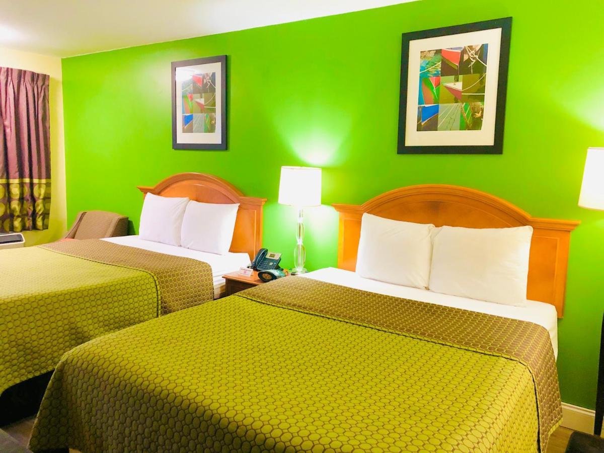 Classic Suites - Cleveland Bagian luar foto