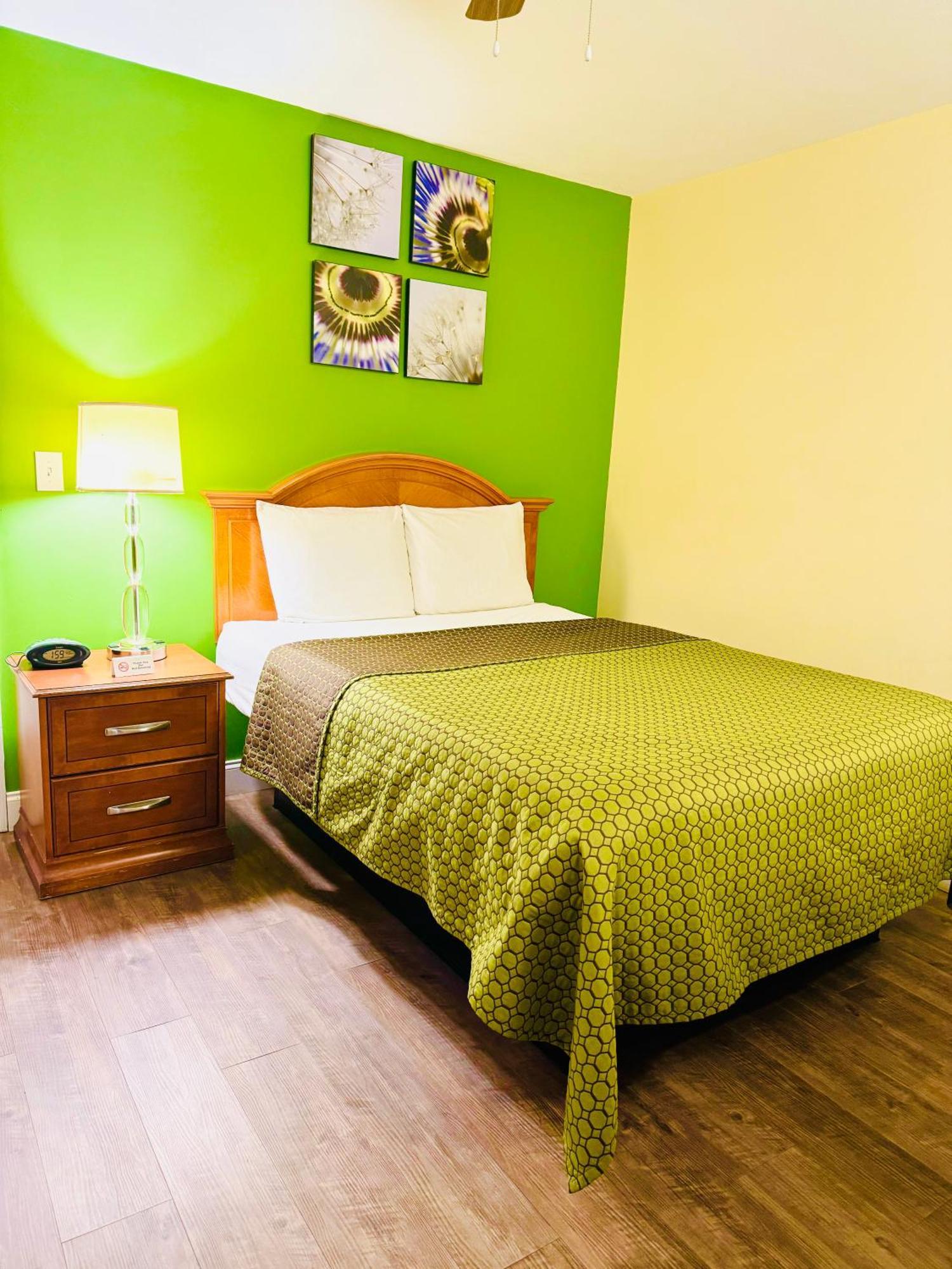 Classic Suites - Cleveland Bagian luar foto